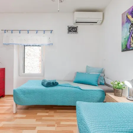 Holiday home Casa Paradiso Sisan